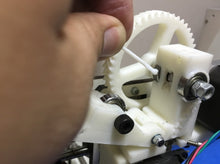 Carregar imagem no visualizador da galeria, Lmpeza do conjunto trator de impressora FDM.