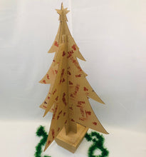 Carregar imagem no visualizador da galeria, Árvore de Natal de Papelão
